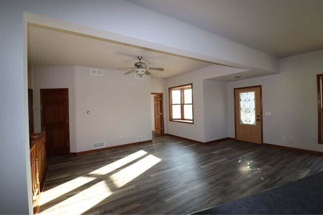 Foto del edificio - 634 E Oshkosh St