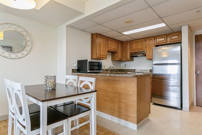 Building Photo - 3505 Bergen Turnpike