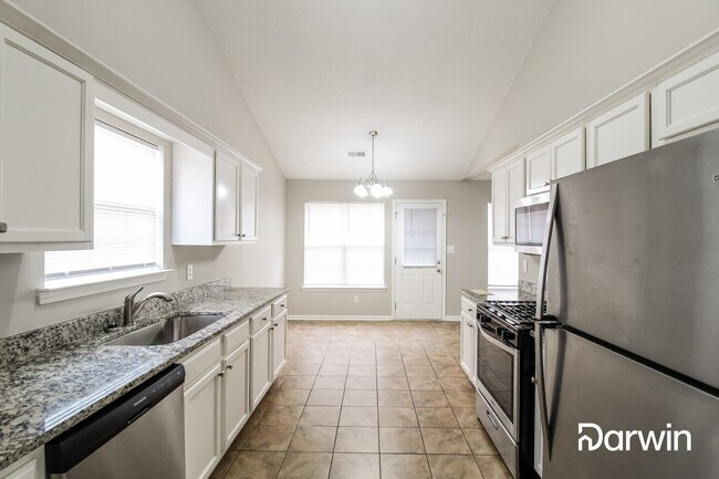 Building Photo - 6740 Biscayne Blvd, Rex, GA 30273