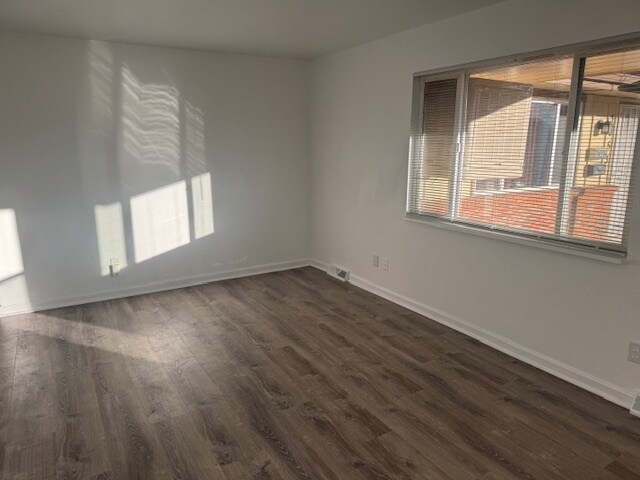 Foto del edificio - 3663 W 89th Way