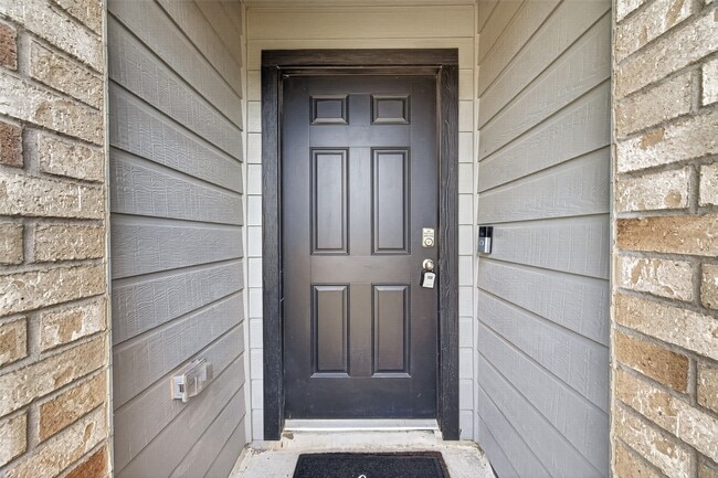Building Photo - 2122 Artic Loon Dr