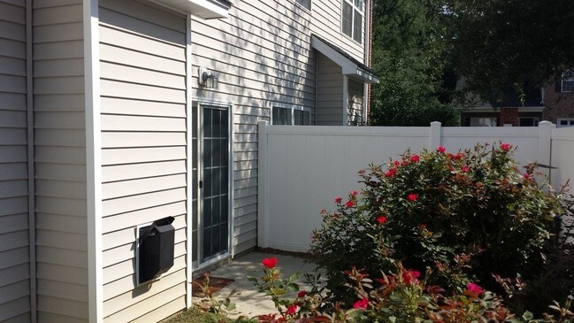 Foto del edificio - 47 Garner Springs Ct