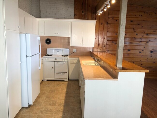 Foto del edificio - 3802 The Strand