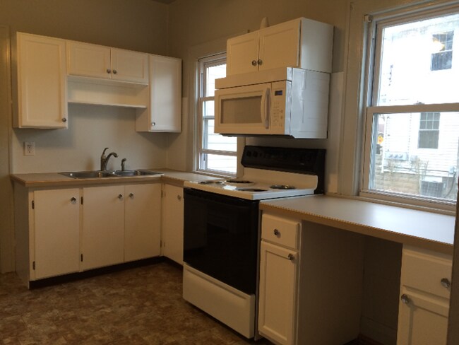 Foto del edificio - 229 W Orleans St