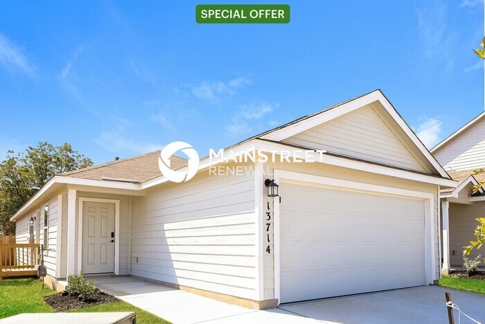 Foto principal - 3 Bedroom Pet-Friendly Home in San Antonio...