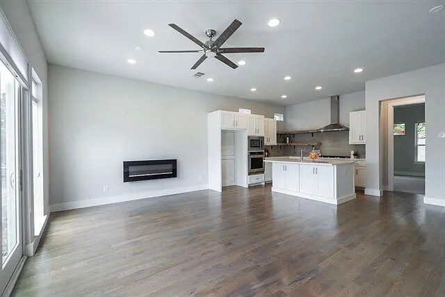 Foto del edificio - 1292 N Prairie Ave