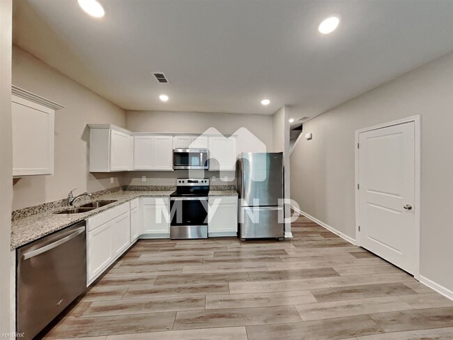 Building Photo - 3 br, 2.5 bath Townhome - 3135 Journal Ct