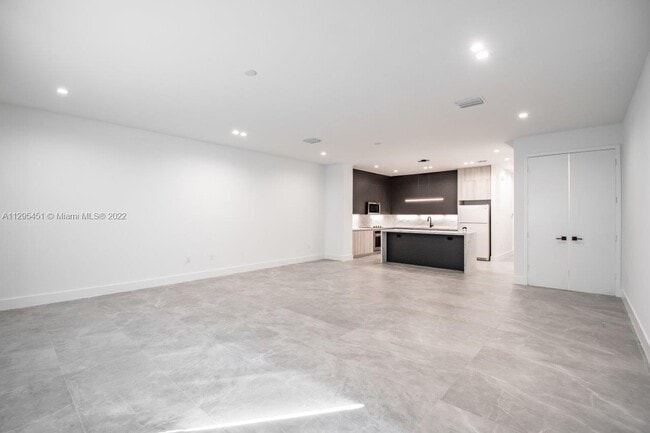 Building Photo - 6856 SW 80th St