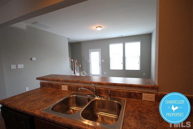 Foto del edificio - 4515 Middletown Dr