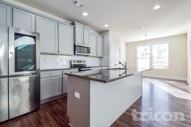 Building Photo - 3911 Bella View Ln