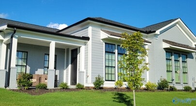 Building Photo - 110 Moss Brk Ln