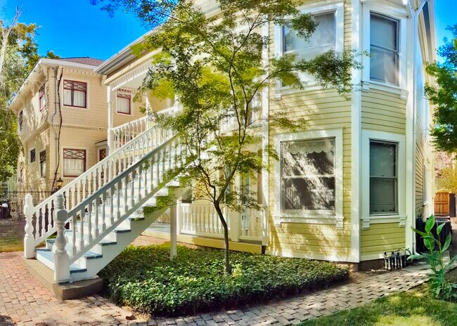 Building Photo - 2505 I ST