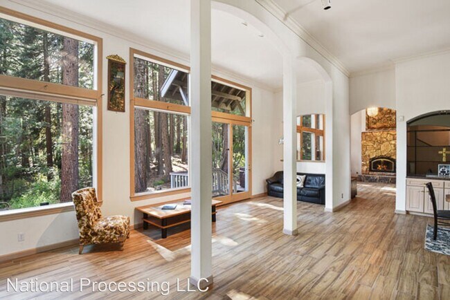 Foto del edificio - 4 br, 3.5 bath House - 579 Lucille Drive