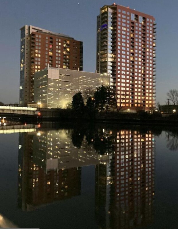 Foto del edificio - 105 Christina Landing Dr