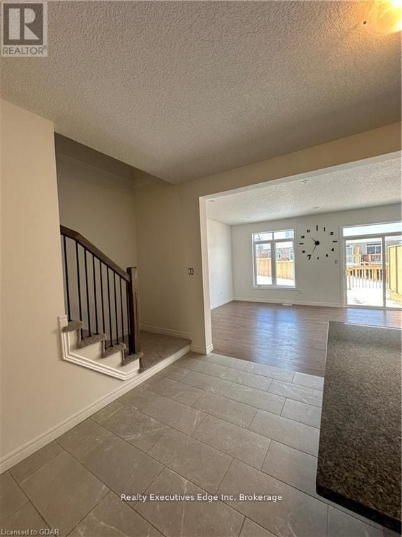 Building Photo - 49 Dallan Dr
