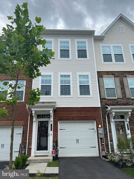 Foto principal - 2732 Wessex Cir