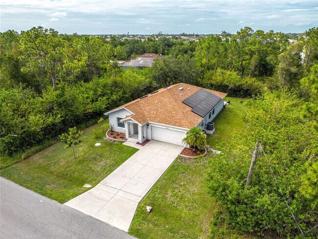 Building Photo - 15509 Alsace Cir