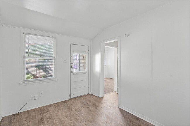 Foto del edificio - 3404 Grooms St