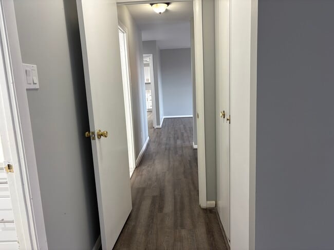 Foto del edificio - 6317 Park Heights Ave