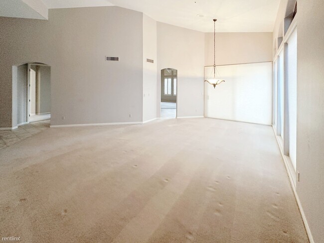Building Photo - 3 br, 2 bath House - 11645 E. Bella Vista Dr
