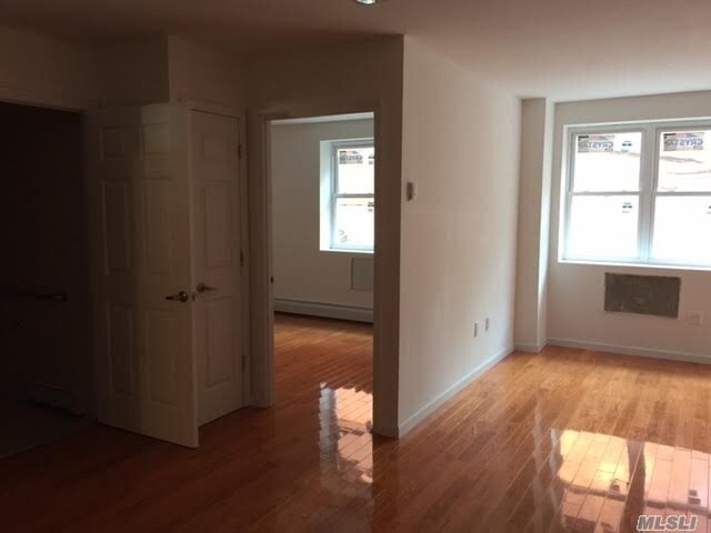 Building Photo - 112-44 38th Ave