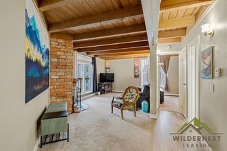 Building Photo - 2200 Lodgepole Cir