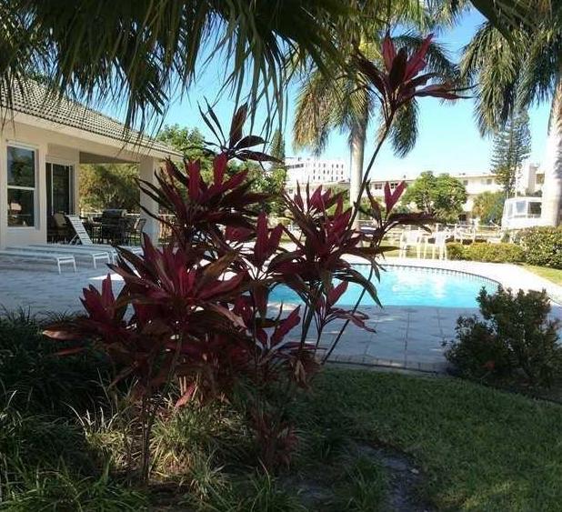 Foto del edificio - 307 Layne Blvd