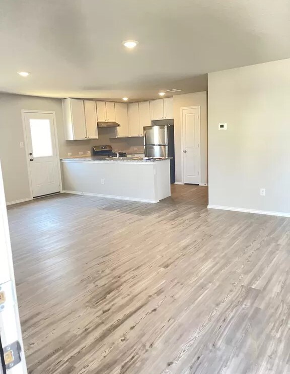 Photo - 10538 Varmus Dr (Converse, TX) House