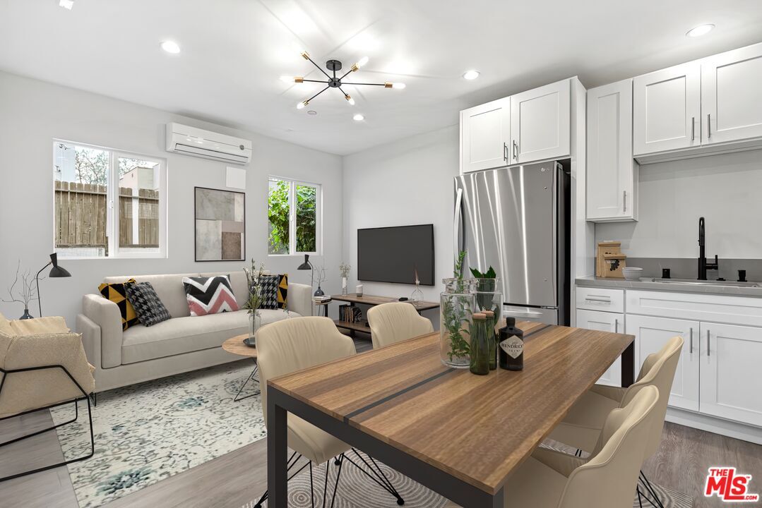 Foto principal - 1233 Stearns Dr