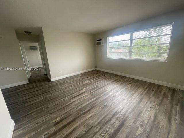 Primary Photo - 1200 SW 42nd Ave