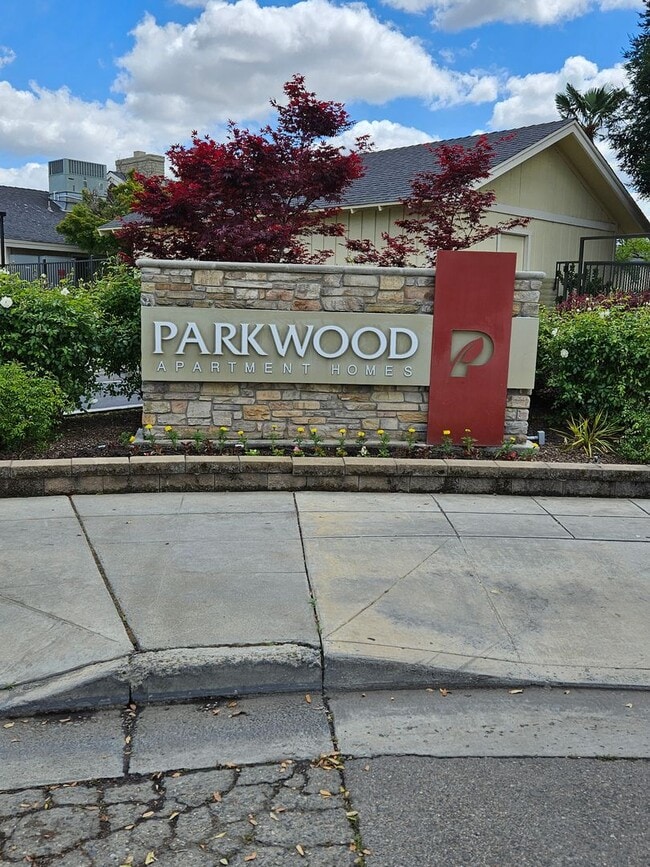Interior Photo - Parkwood Apartments