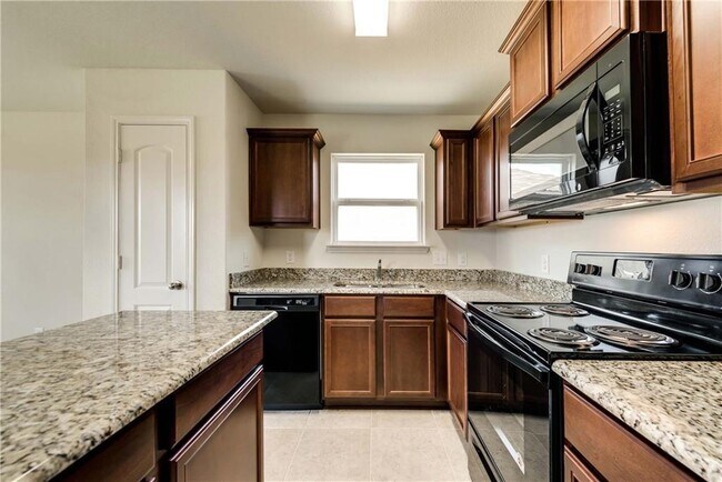 Building Photo - 1602 Kim Loan Dr