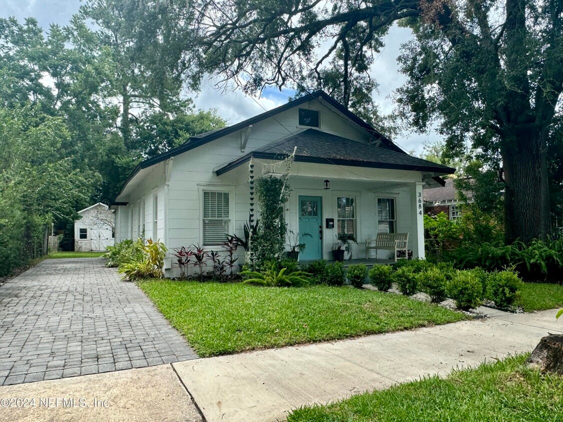 Foto principal - 3684 Eloise St