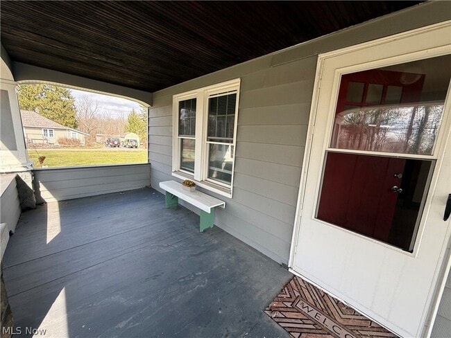 Building Photo - 364 N Chillicothe Rd