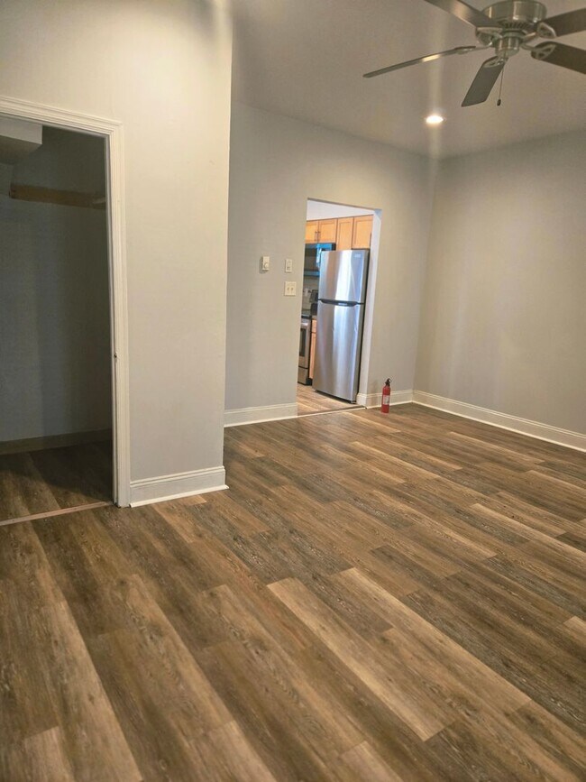 Foto del edificio - 227 N 10th St