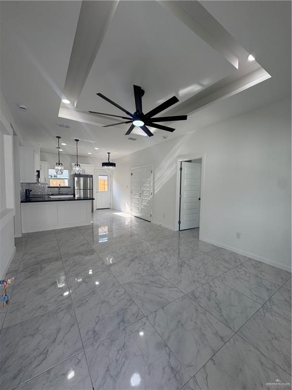 Foto del edificio - 2109 Dragonfly St