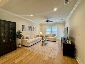 Building Photo - 8739 Lockhart Dr