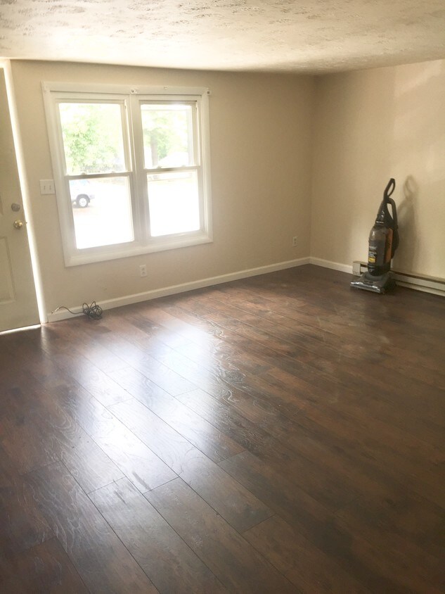 Foto principal - 1112 Carroll Creek Rd