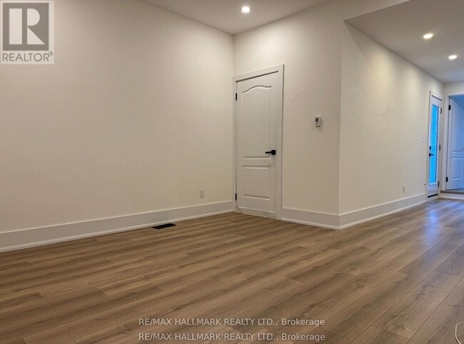 Photo du bâtiment - 13 Brookfield St