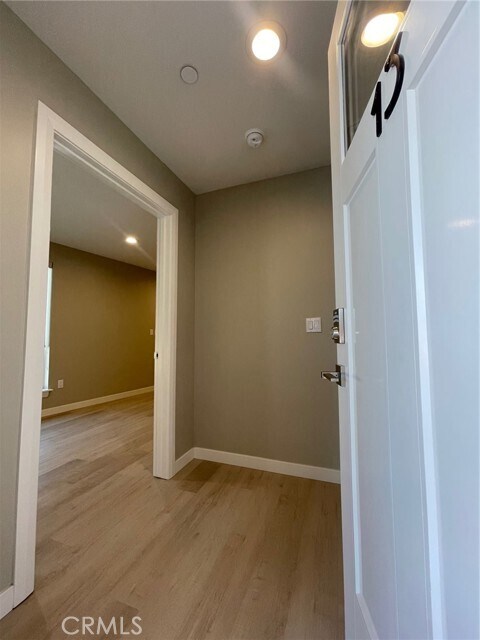 Foto del edificio - 4251 Live Oak Ave