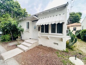 Building Photo - 14210 Sylvan St