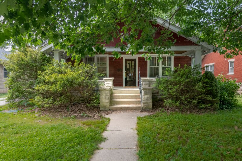 402 E 1st St, Bloomington, IN 47401 House Rental in Bloomington, IN