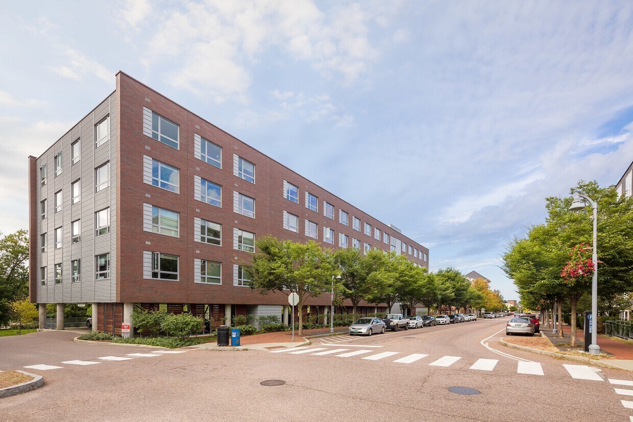 Riverhouse Apartments Apartments in Winooski, VT