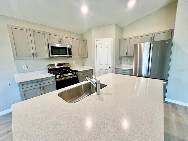 Building Photo - 14664 Gallop Run Dr