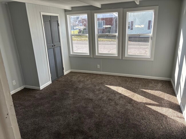 Foto del edificio - 418 S Jackson St