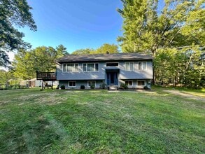 Building Photo - 7675 Currier Rd