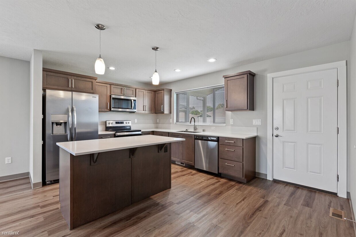 Primary Photo - 3 br, 2 bath Duplex - 1316 North Coach Drive