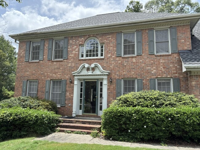 Front Exterior - 3685 Timberloch Trl