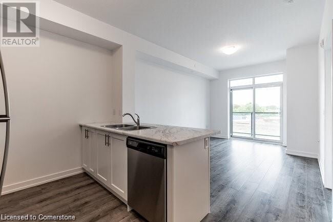 Building Photo - 5055 Greenlane Rd