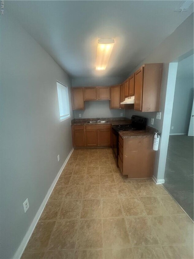 Foto del edificio - 629 W 28th St